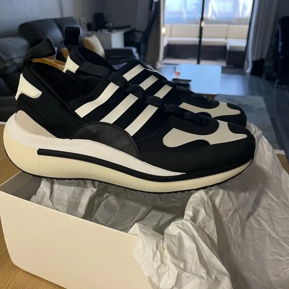 Adidas y-3 Qisan cozy size 11.5 never worn brand new adidas Y-3 Qisan Cozy  main image 4